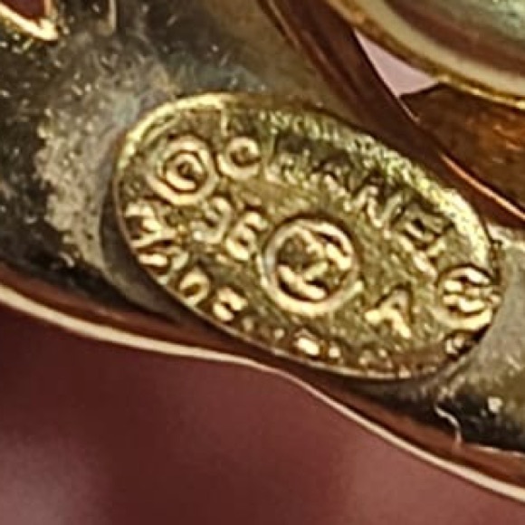 Chanel CC Chain Bracelet - Picture 14 of 14